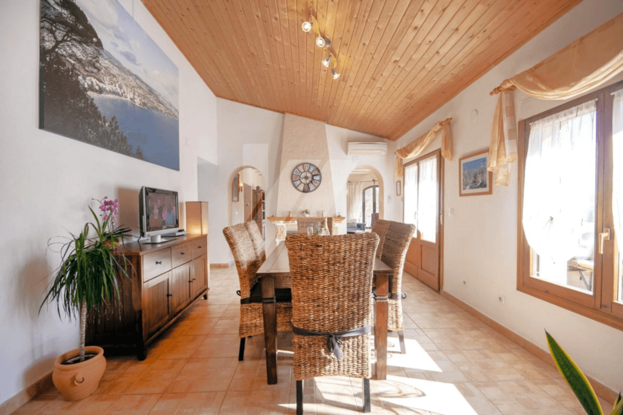 Villa en venta en Benissa Costa, Costa Blanca.