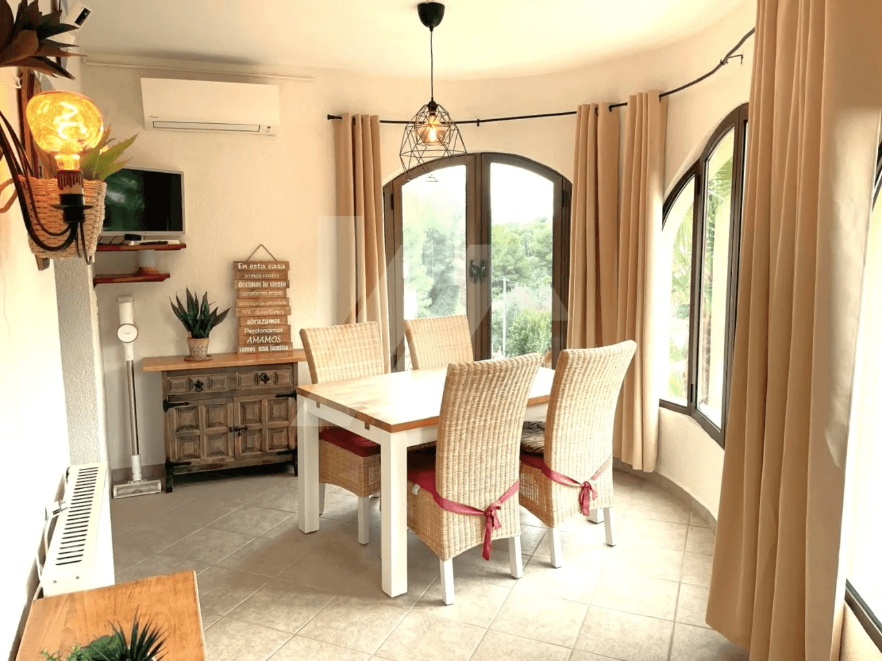 Villa en venta en Benissa Costa, Costa Blanca.