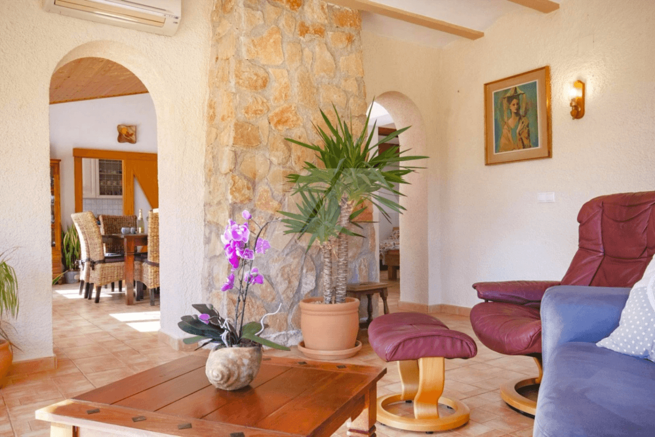 Villa en venta en Benissa Costa, Costa Blanca.