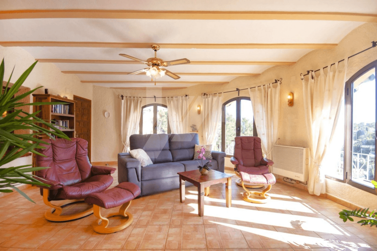 Villa en venta en Benissa Costa, Costa Blanca.