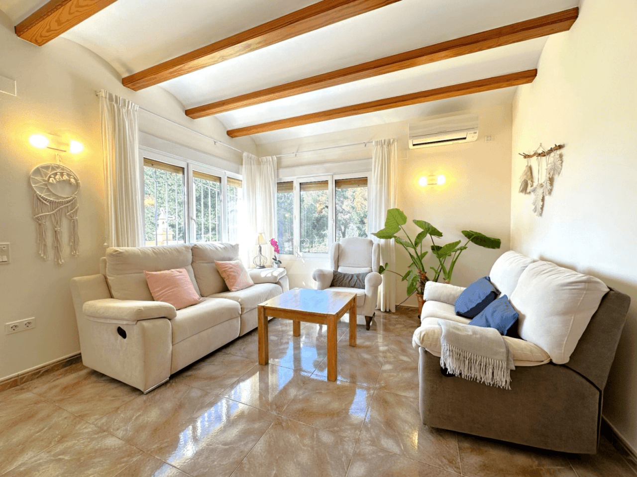 Villa de Estilo Mediterráneo en venta en Benissa, Costa Blanca.