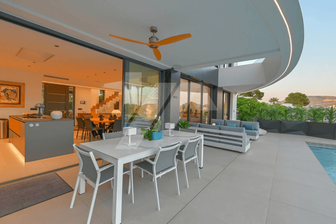 Villa de Lujo en venta en Moraira, Costa Blanca.