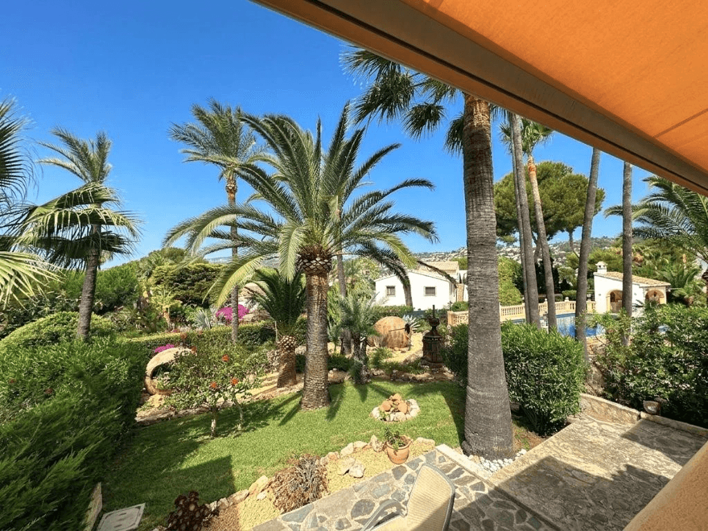 Bungalow en venta en Moraira, Costa Blanca.